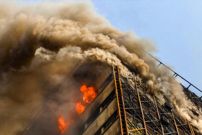 فروریختن ساختمان پلاسکو تهران