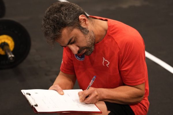 حسام الدین مطهری - مسابقه کراسفیت - نویسنده کتاب بدو و نمیر درباره کراس فیت و ورزش